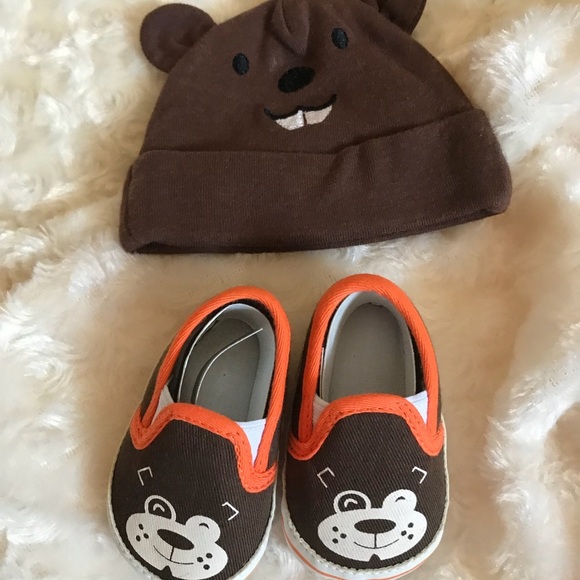 2 piece Baby Monkey Shies And Beanie Cap - Picture 7 of 8